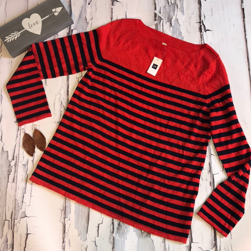 New GAP Stripped Top